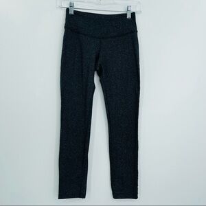 Beyond Yoga heather gray 7/8 leggings women's size XS‎